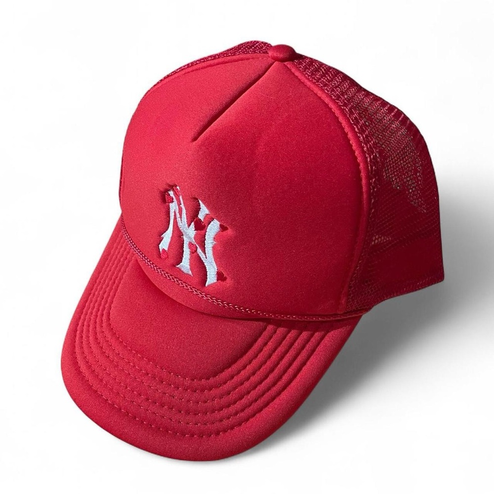 Red New York Yankees Mesh Trucker Hat